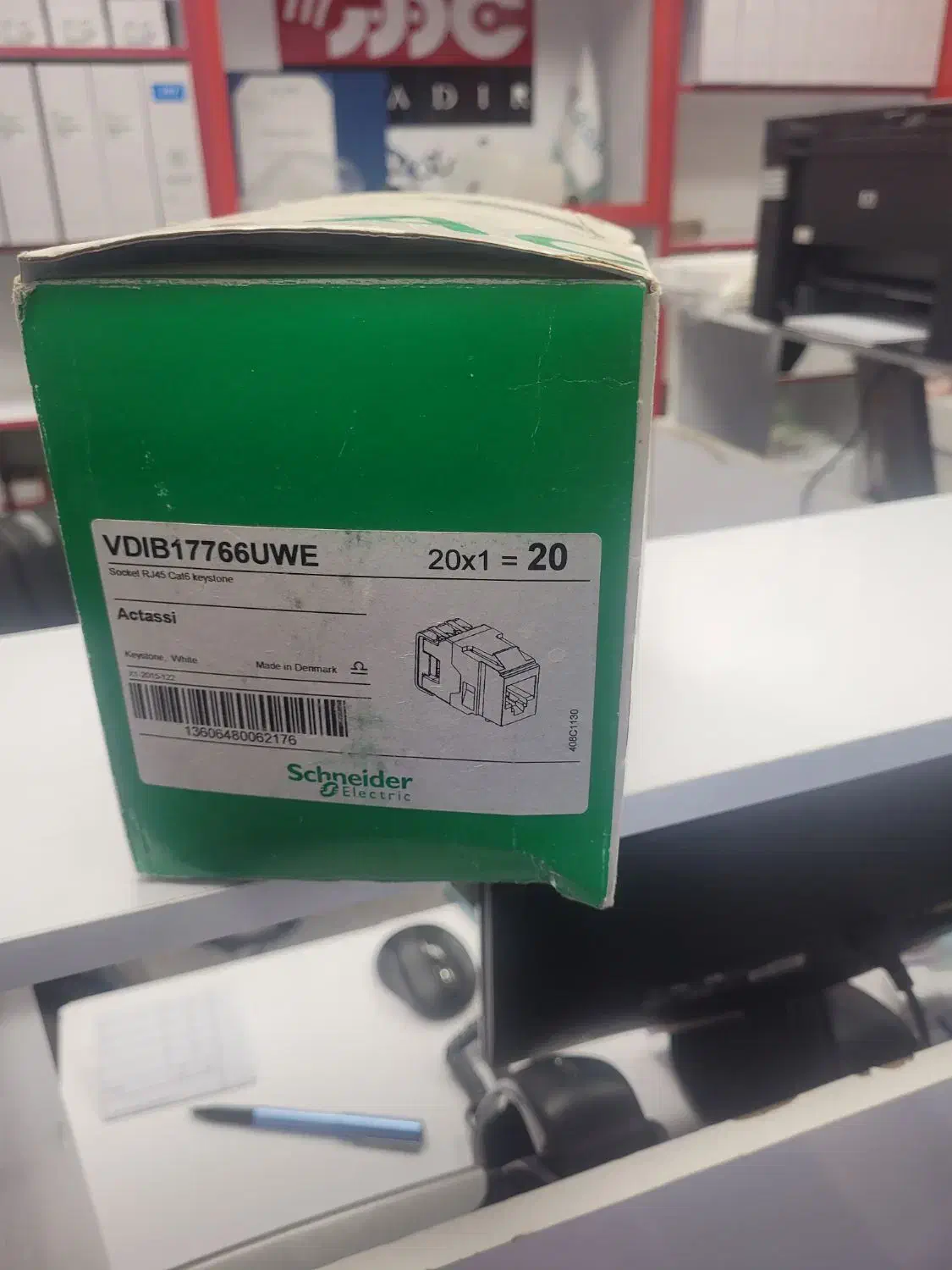 تعداد زیادی تجهیزات شبکه لگراند|مودم و تجهیزات شبکه|تهران, شیخ هادی|دیوار