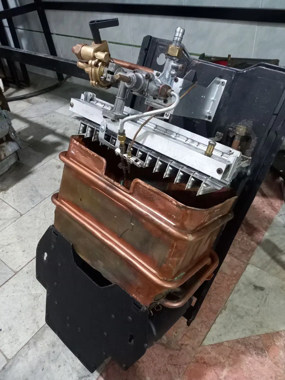 آبگرمکن در حد نو تضمین شده|آبگرمکن، پکیج، شوفاژ|مینودشت, |دیوار