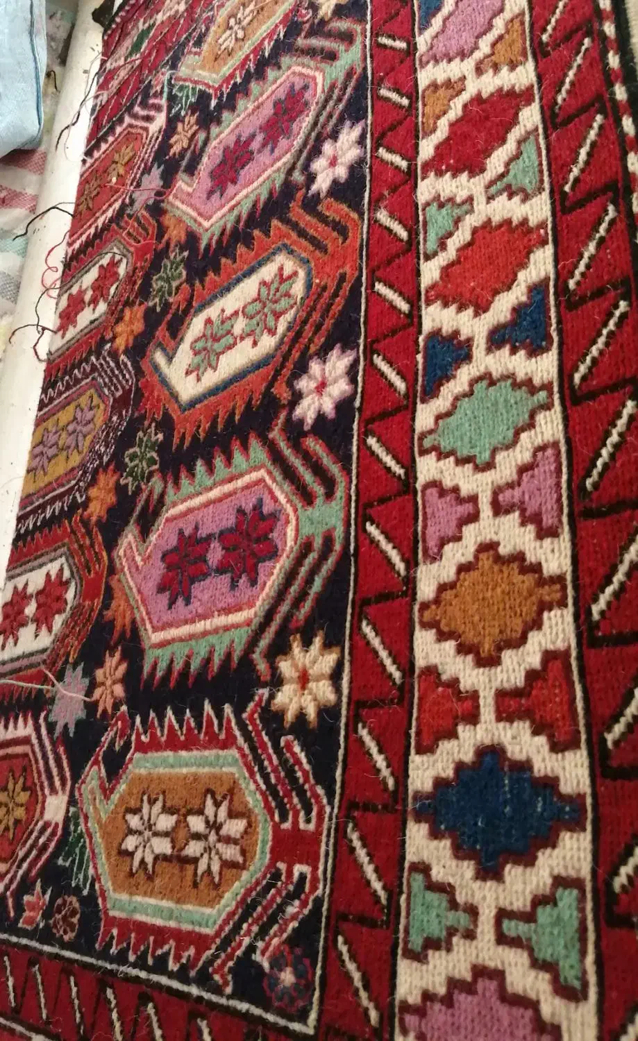 ورنی تمام پشمی دستبافت|فرش|تبریز, |دیوار