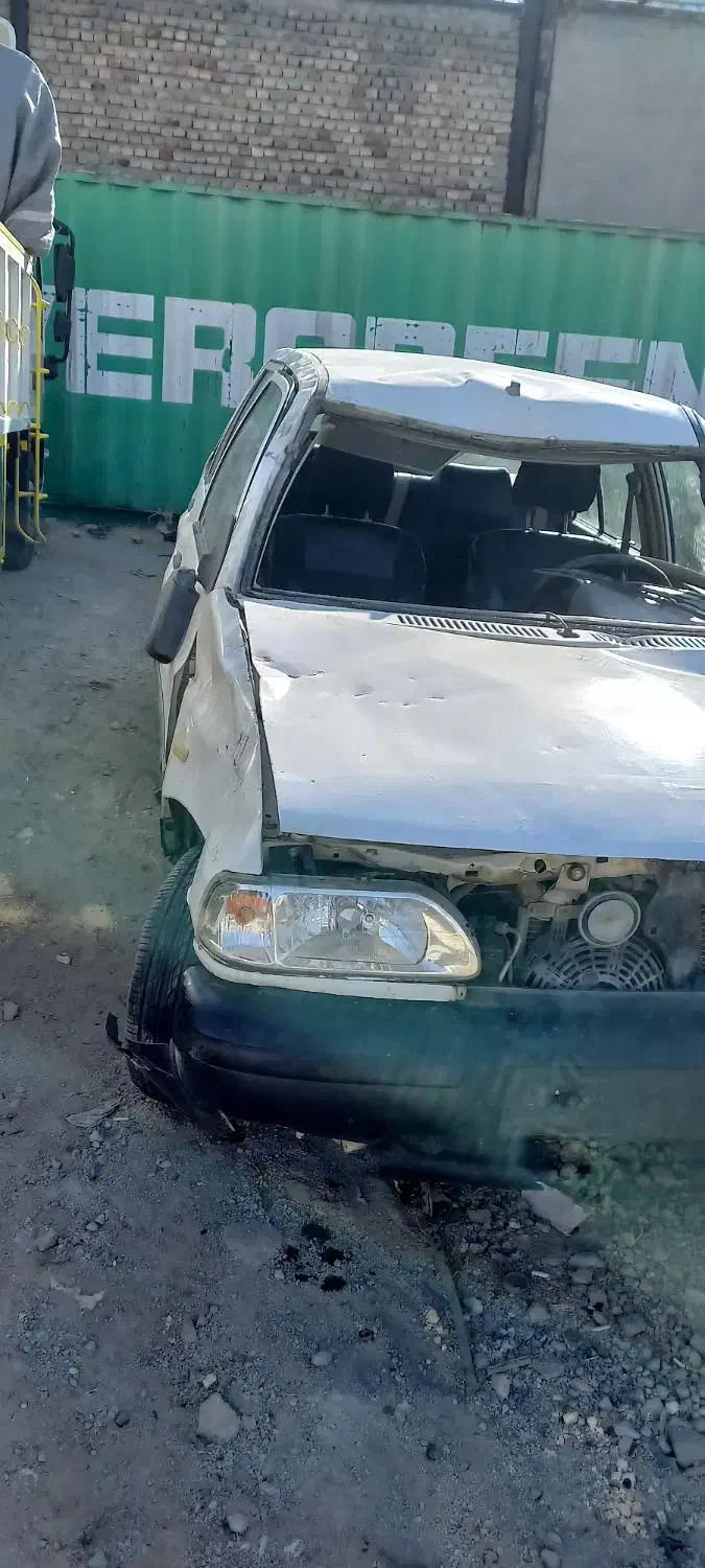 ماشین تصادفی|خودرو سواری و وانت|کامیاران, |دیوار