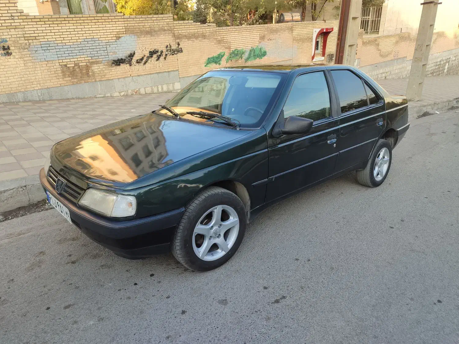 پژو ۴۰۵ مدل 82|خودرو سواری و وانت|کرمانشاه, |دیوار