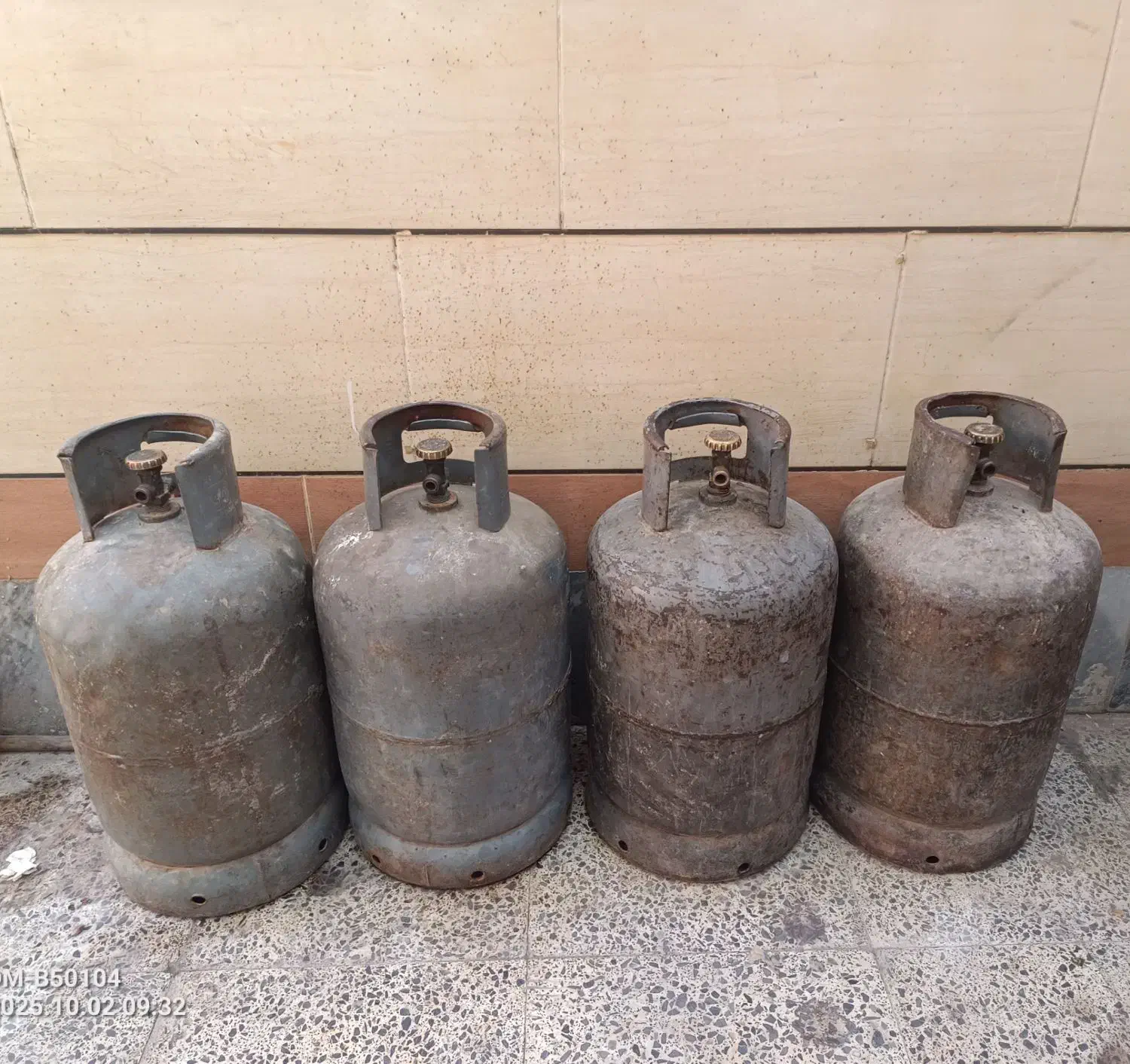 4عدد کپسول گاز پرسی (سیلندر)|اجاق گاز و لوازم برقی پختوپز|اهواز, فاز ۲ پادادشهر|دیوار