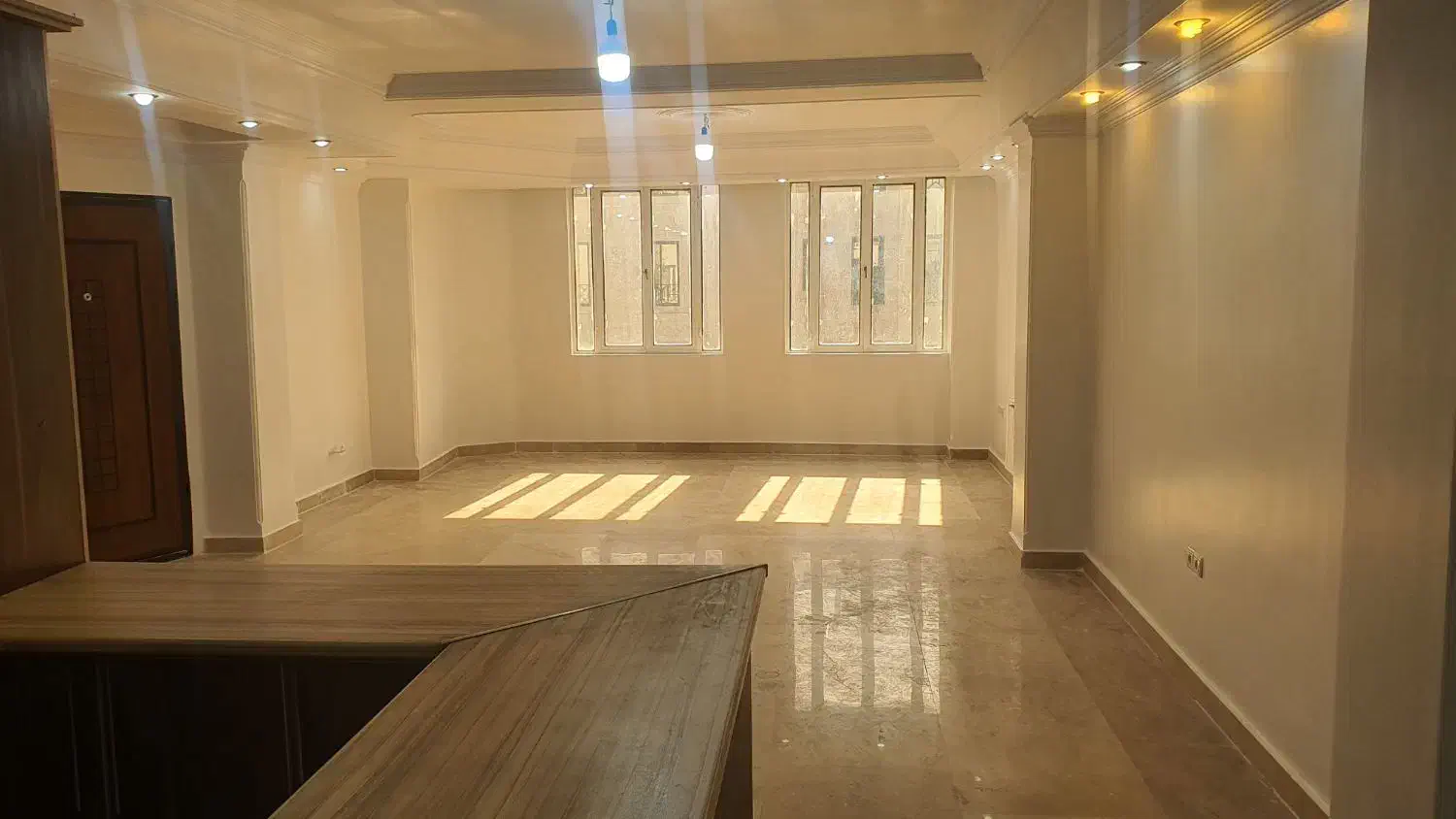 آپارتمان ۱۳۴ متر سه خواب شیان،رو به آفتاب،خوش نقشه|فروش آپارتمان|تهران, لویزان|دیوار