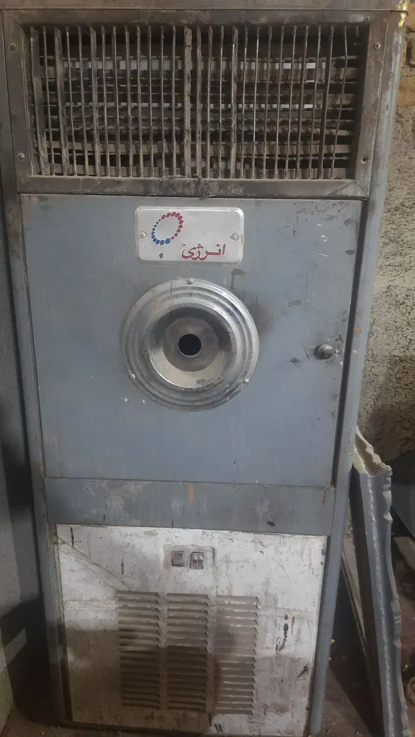 بخاری هیتر نفتی گازوئیلی|بخاری، هیتر، شومینه|مشهد, نیزه|دیوار