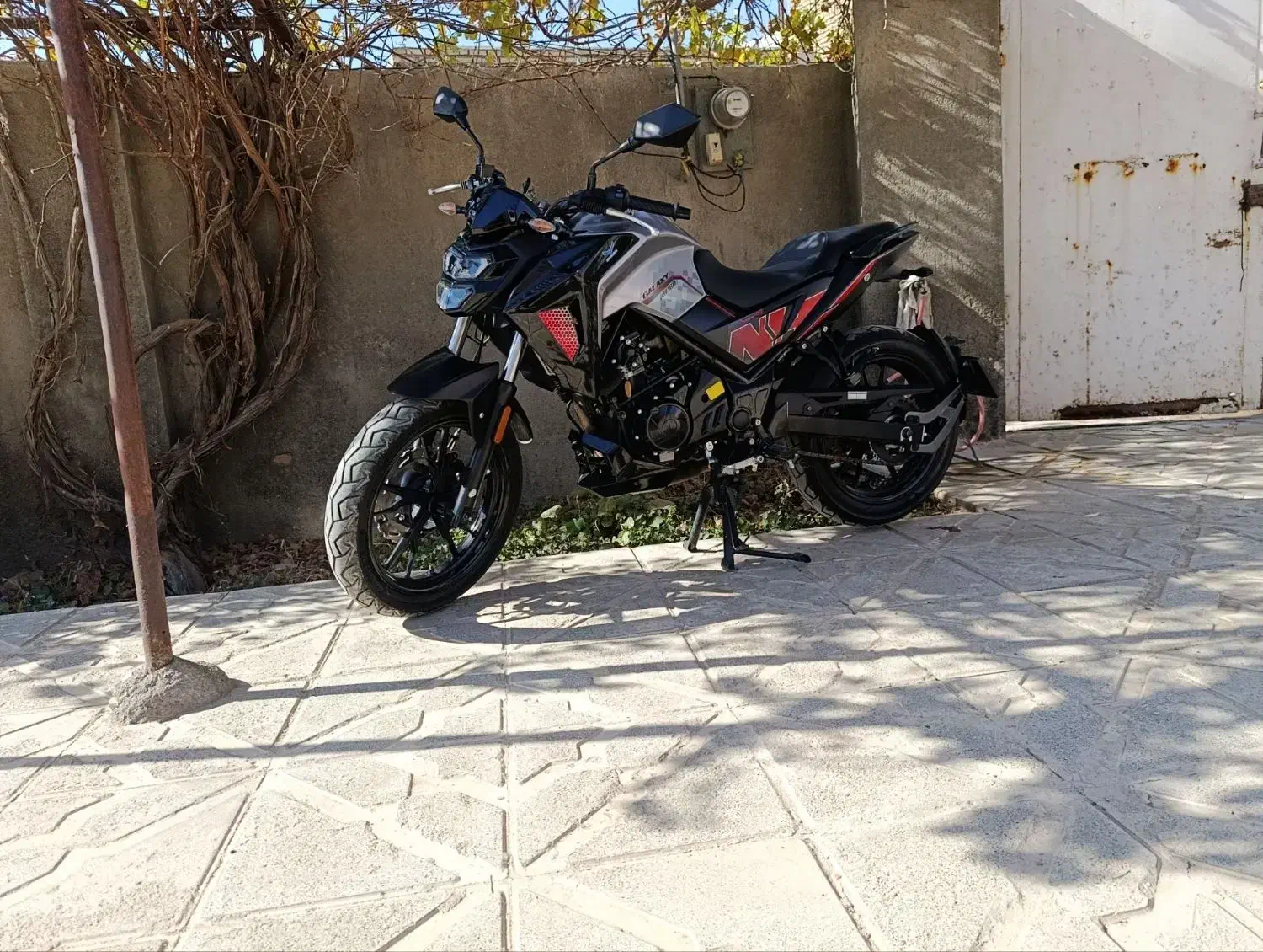 گلگسی NA 180مدل403 لا کاغذی|موتورسیکلت|رضویه, |دیوار