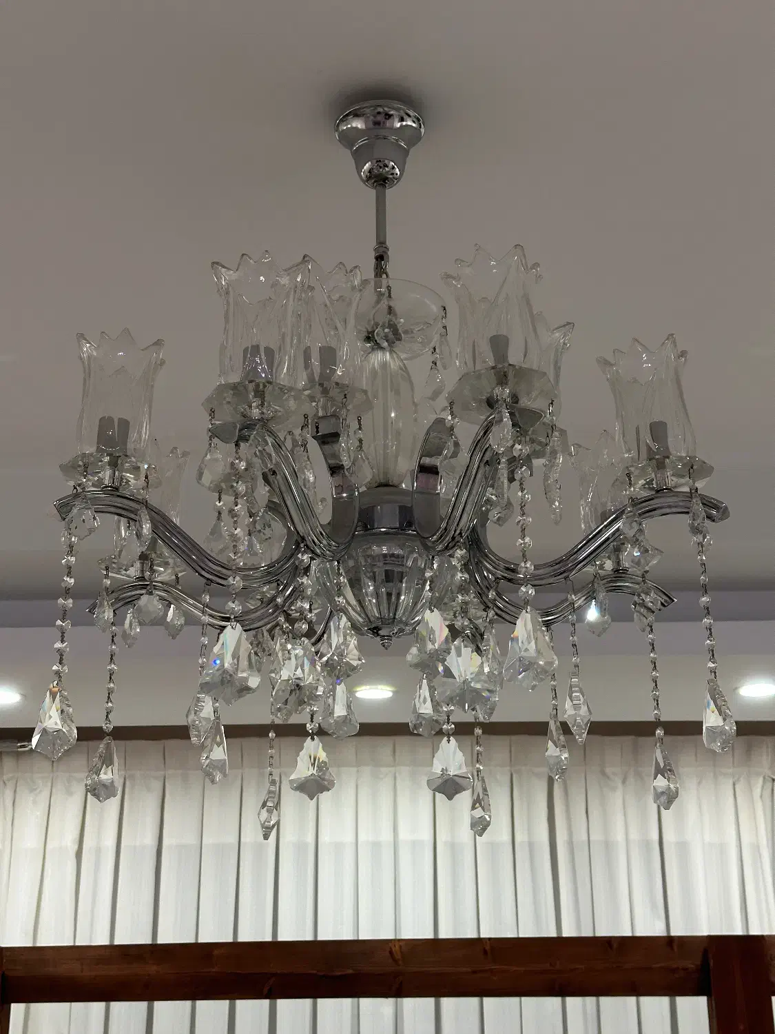 لوستر|لوستر و چراغ آویز|فردیس, فردیس|دیوار