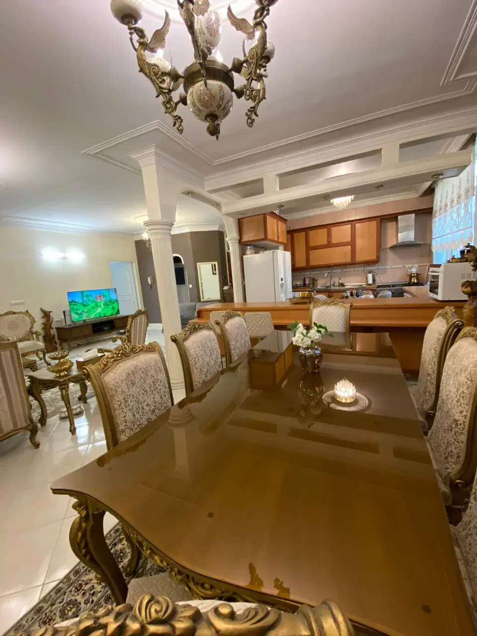 ۱۲۰ متر. مرزداران. بالای همکف. ویلایی