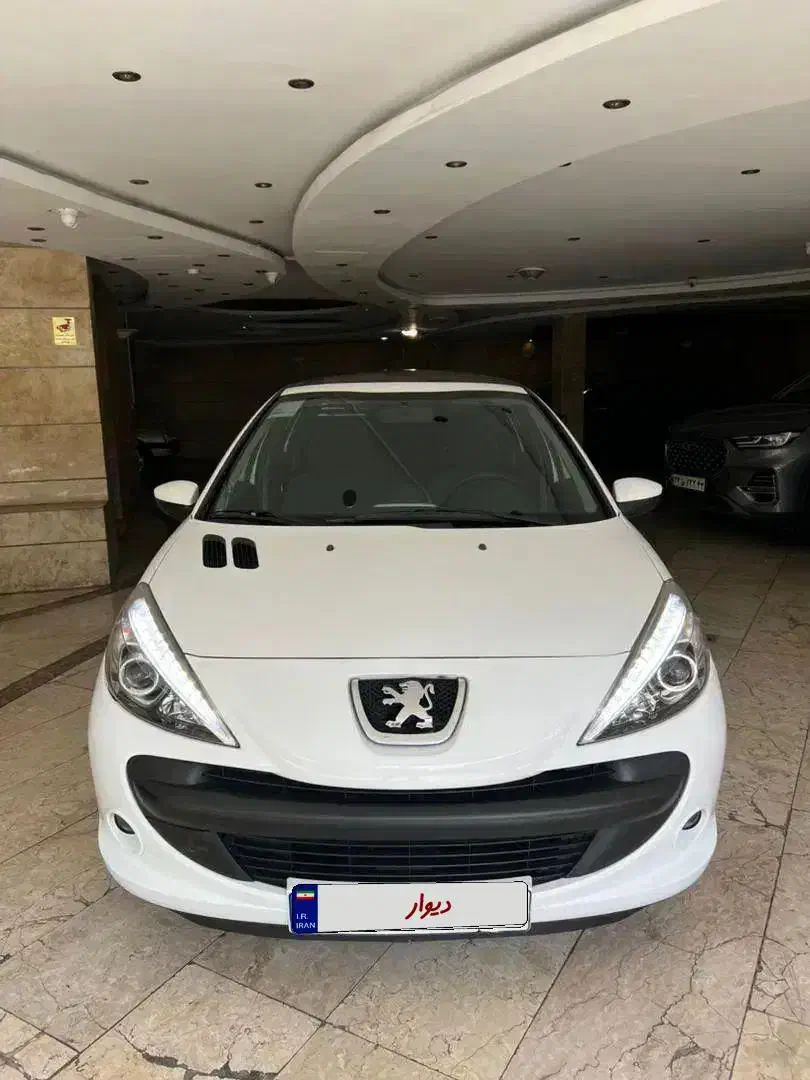 ۲۰۷ پانا اتوماتیک بیرنگ|خودرو سواری و وانت|تهران, گلستان (شهرک راه آهن)|دیوار