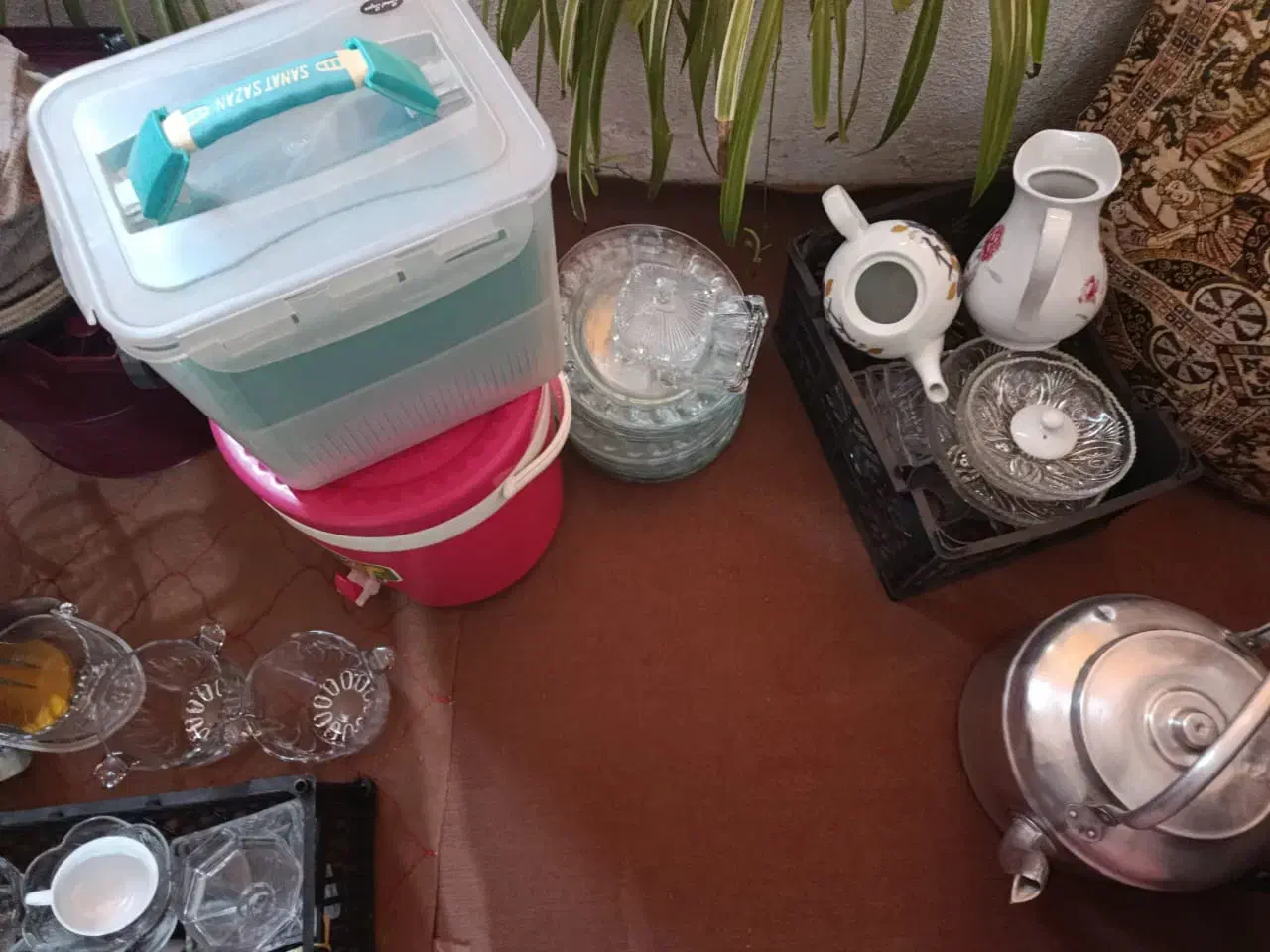 ظروف اشپزخانه|ظروف سرو و پذیرایی|فولادشهر, B5|دیوار