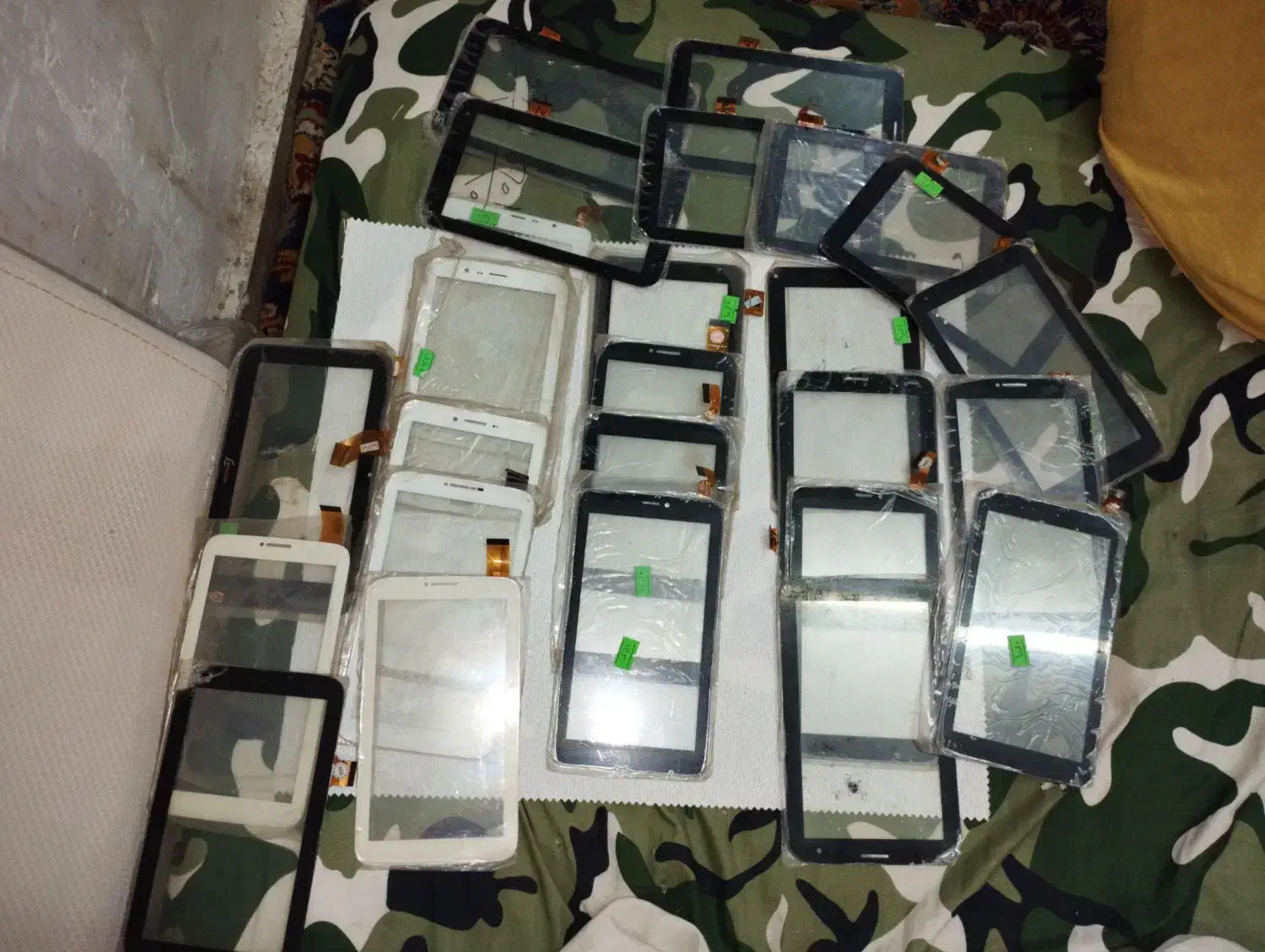 ۲۶تا تاچ تبلت|لوازم جانبی موبایل و تبلت|رشت, دیانتی|دیوار