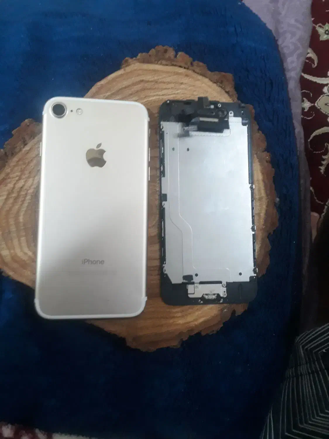 Apple 7 gold 128GB|موبایل|اهواز, کمپلو جنوبی|دیوار