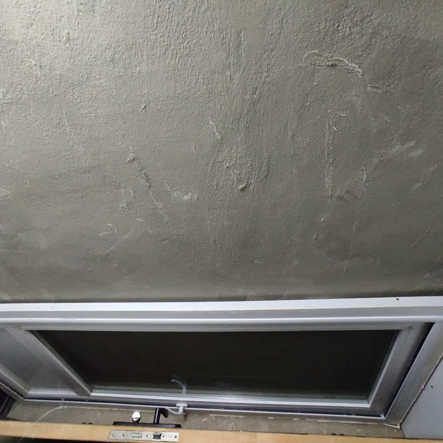 درب چوبی و آلمینیوم دست دوم|مصالح و تجهیزات ساختمان|هشتگرد, شهرک صبا سوله|دیوار