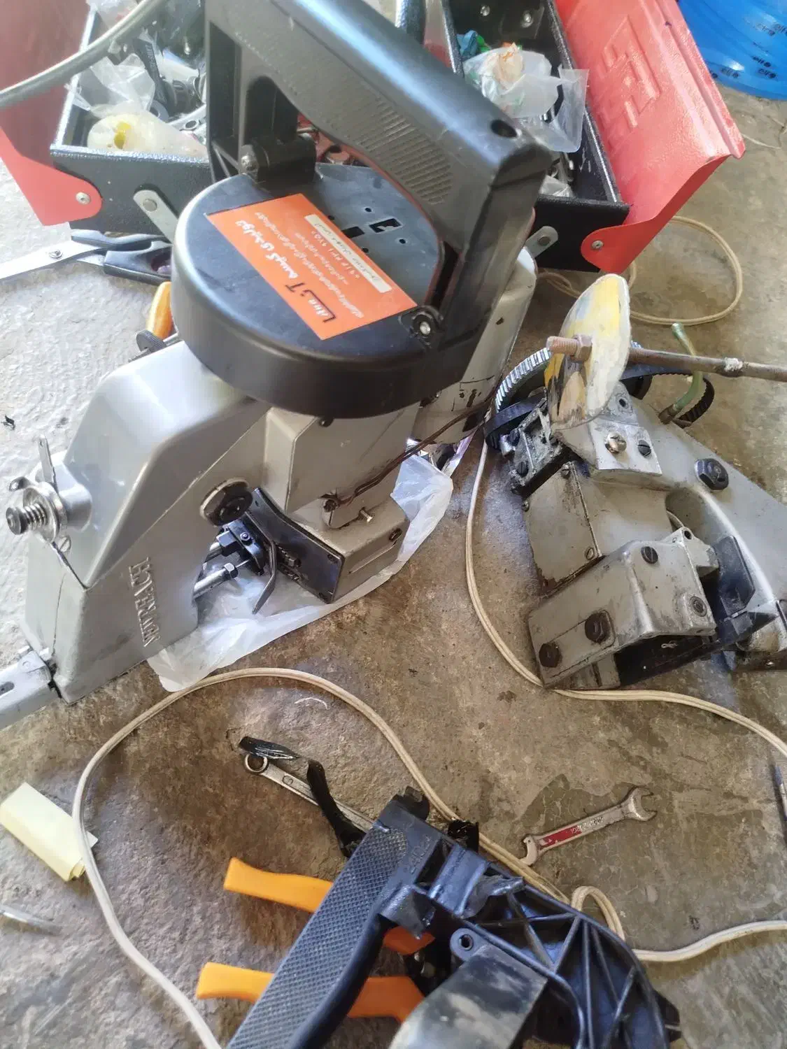 تعمیر انواع چرخهای سرکیسه دوزی|چرخ خیاطی و ریسندگی|مهربان, |دیوار