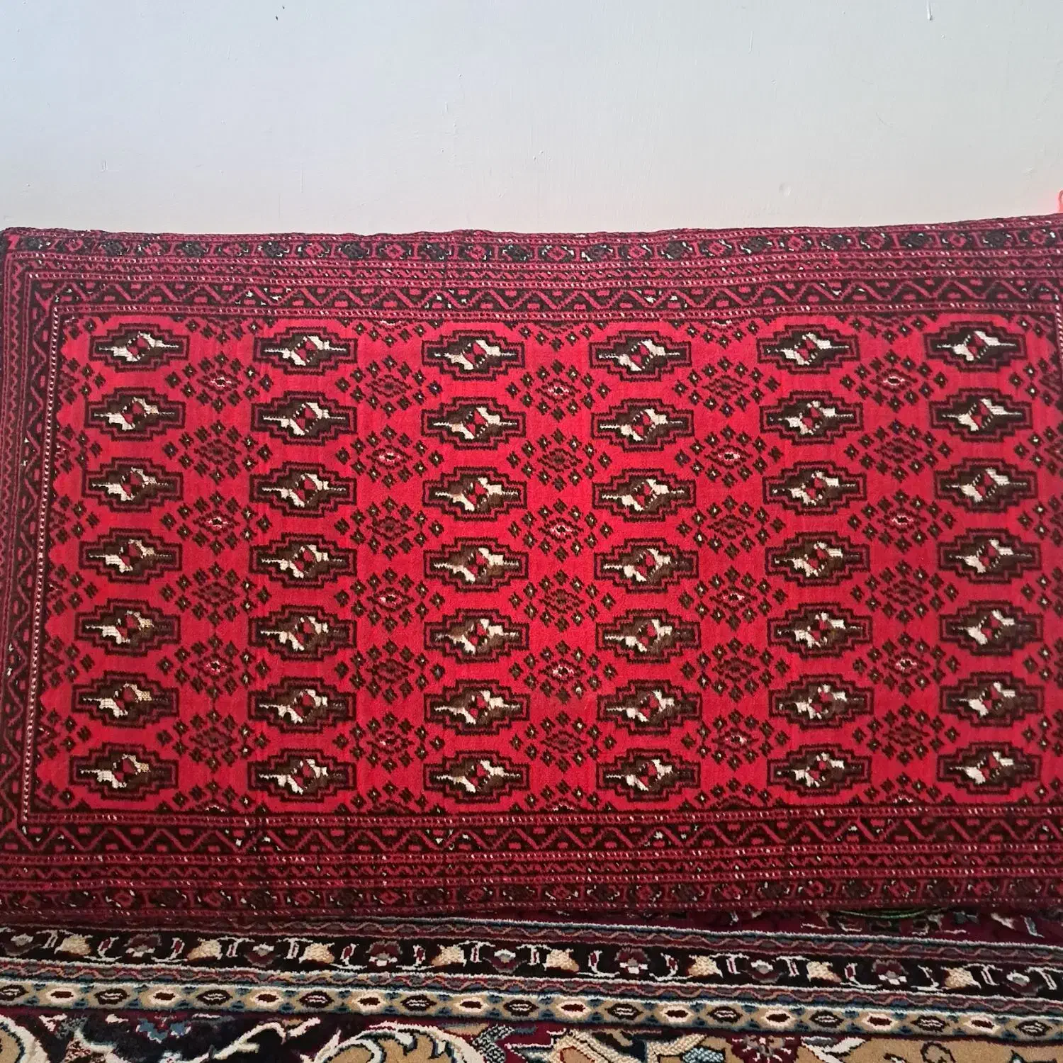 پشتی دستبافت|پشتی|خرمآباد, |دیوار