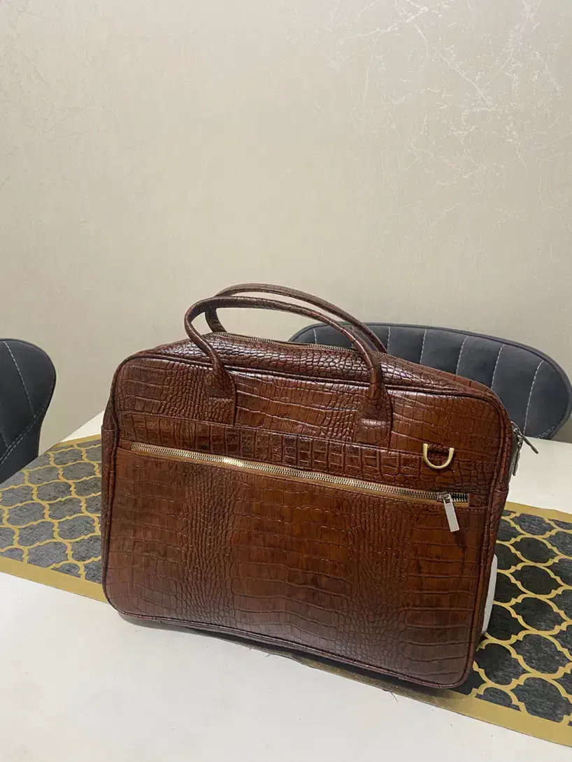 فروش فوری کیف اداری|کیف، کفش، کمربند|بندرعباس, |دیوار