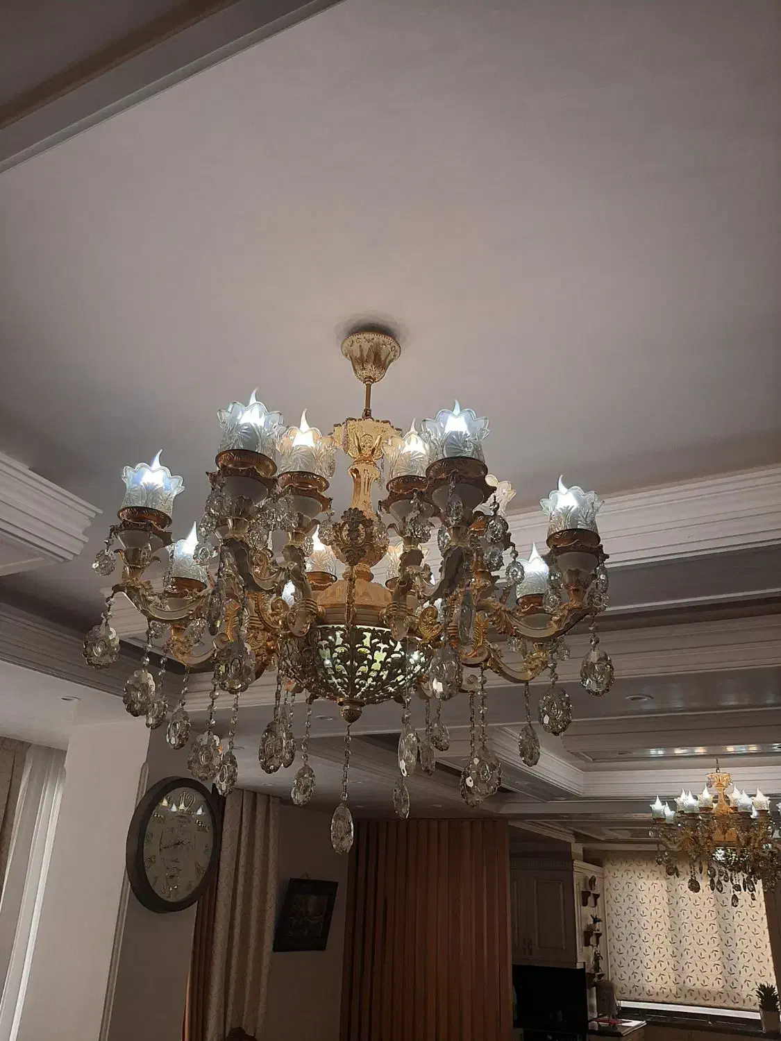 لوستر دو عدد ۱۶ شاخه و یک عدد۱۲ شاخه کامل نو|لوستر و چراغ آویز|تهران, جوادیه|دیوار