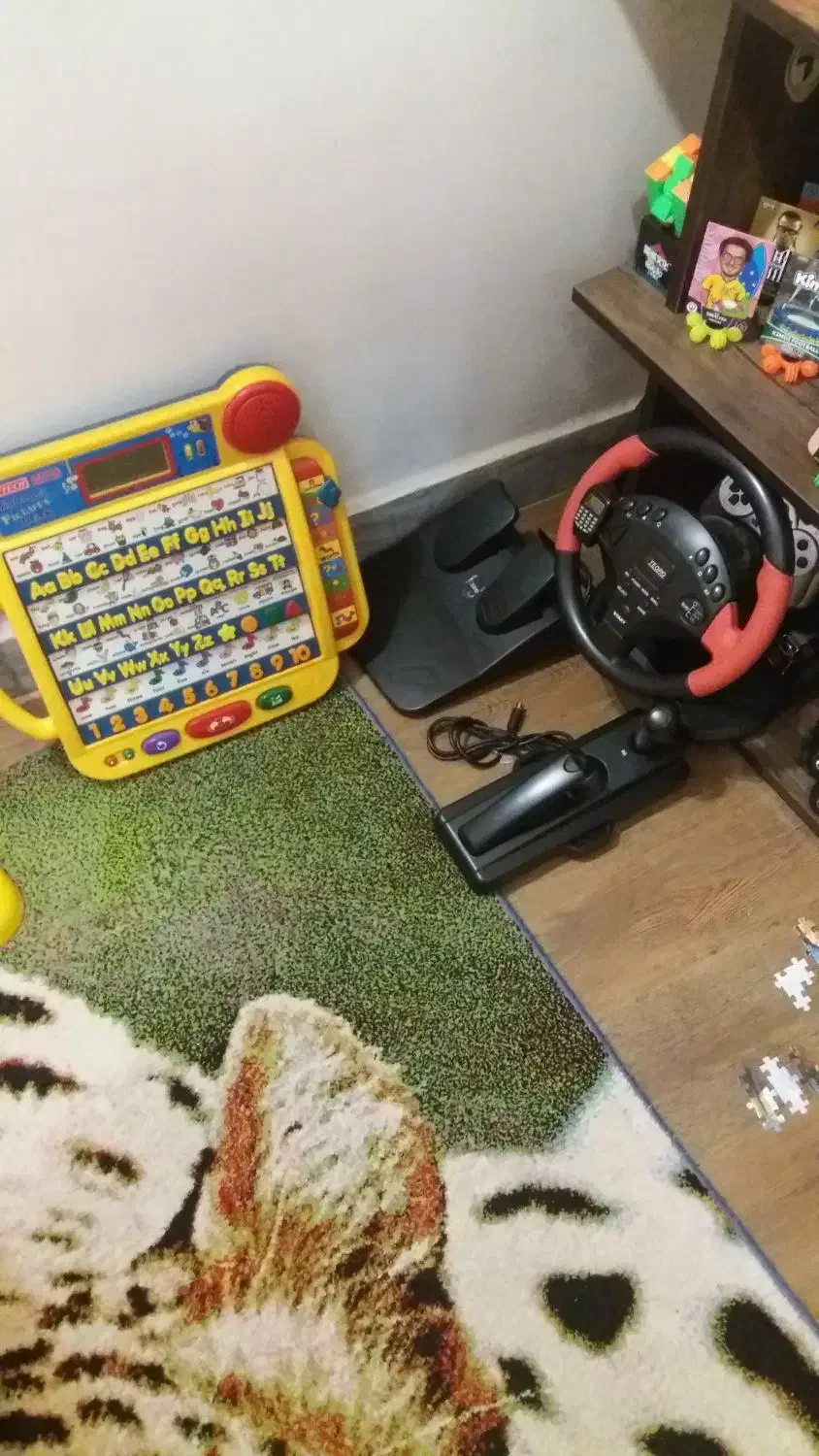 تبلت سایز بزرگـ اموزش زبانانگلیسی|اسباببازی|تهران, خواجه نظام الملک|دیوار