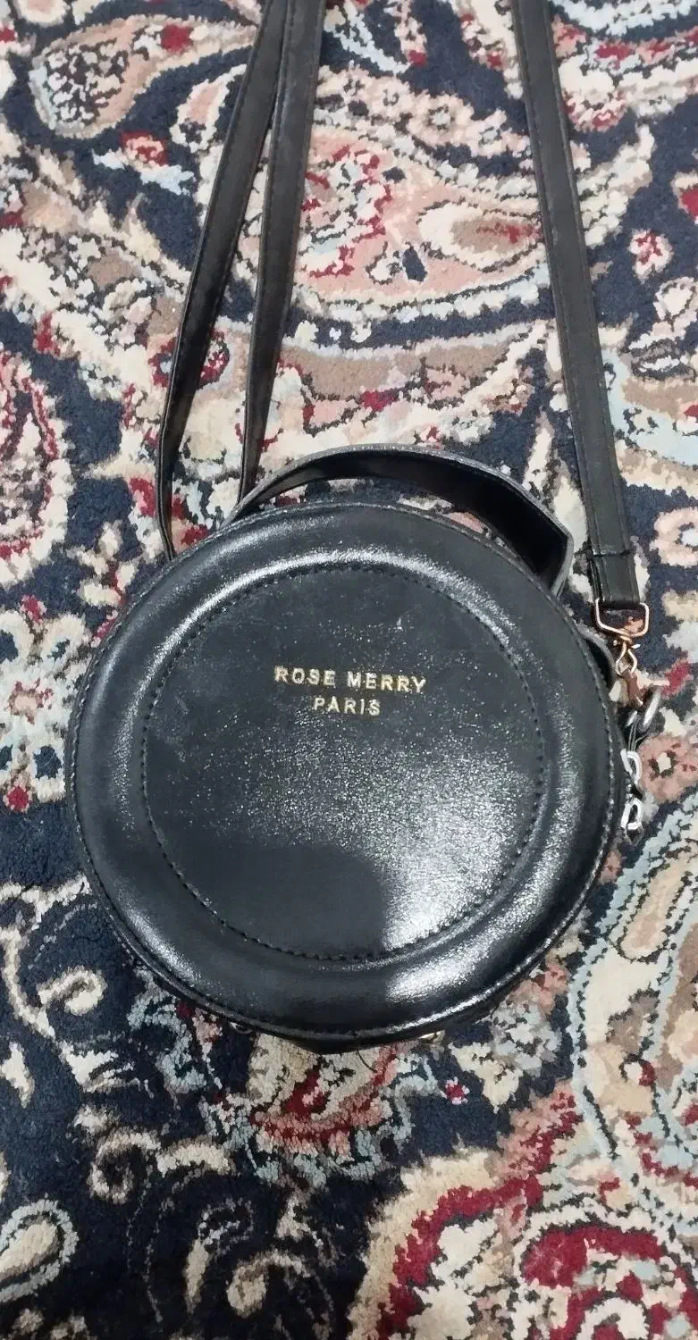 زیبا|کیف، کفش، کمربند|نهاوند, |دیوار