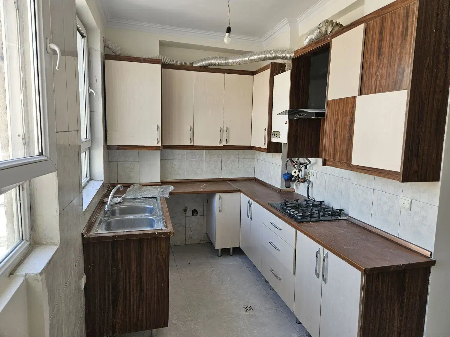 اجاره واحد نزدیک بازار مولوی