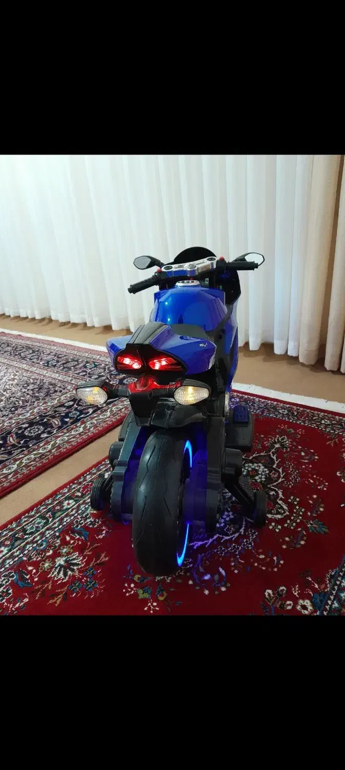 ماشین و موتور شارژی در حد و انبار خواب|اسباببازی بچه|آزادشهر, |دیوار