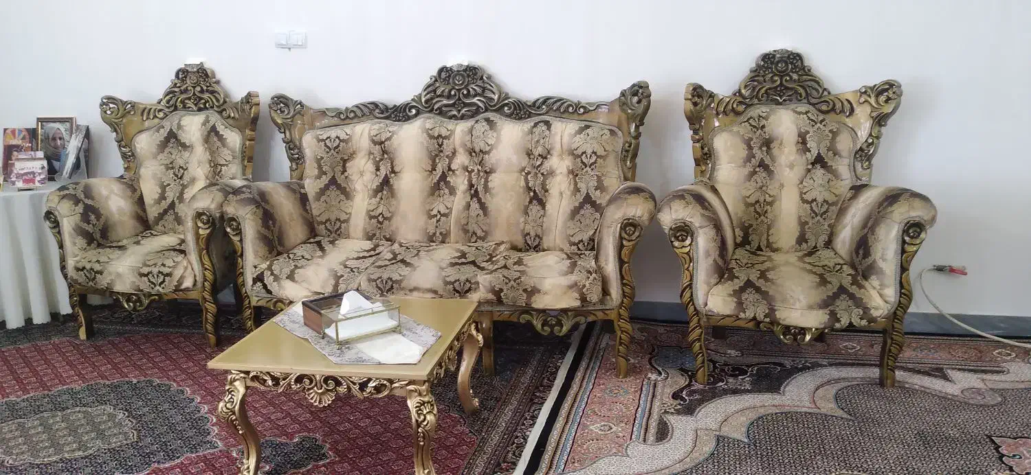 مبل سلطنتی چوب گردو|مبلمان خانگی و میز عسلی|اردبیل, |دیوار