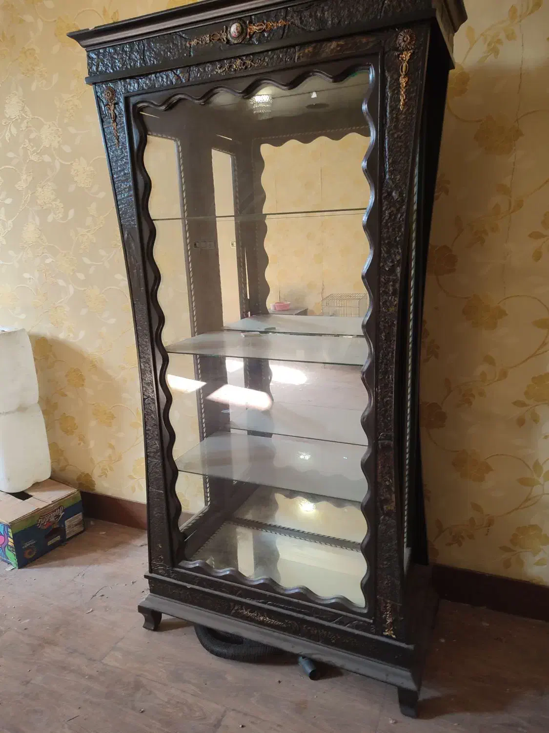 ویترین دیواری|بوفه، ویترین، کنسول|آبیک, |دیوار