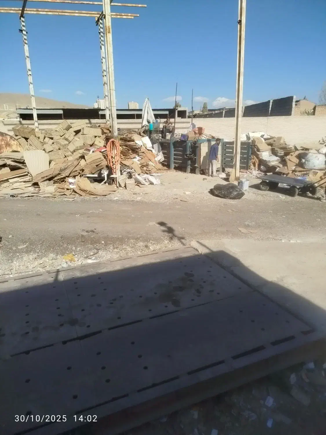 کار در انبار ضایعات|استخدام صنعتی، فنی، مهندسی|باسمنج, |دیوار