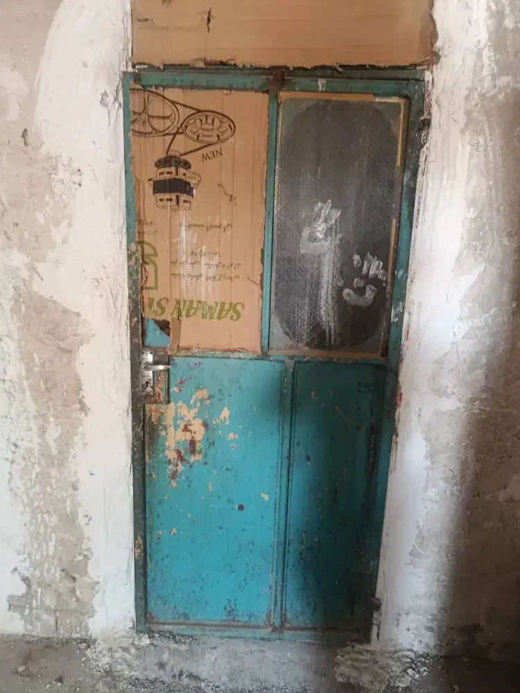 فروش درب و پنجره دست دوم اهنی تمیز|مصالح و تجهیزات ساختمان|برازجان, |دیوار