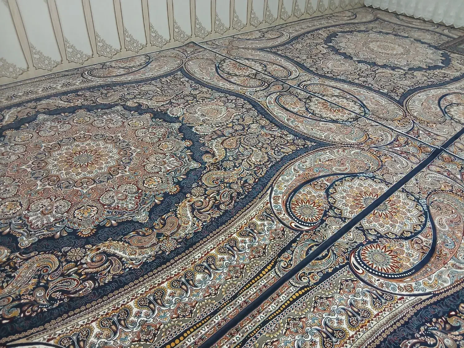 ۴ عدد فرش ۱۲ متری|فرش|بروجرد, |دیوار