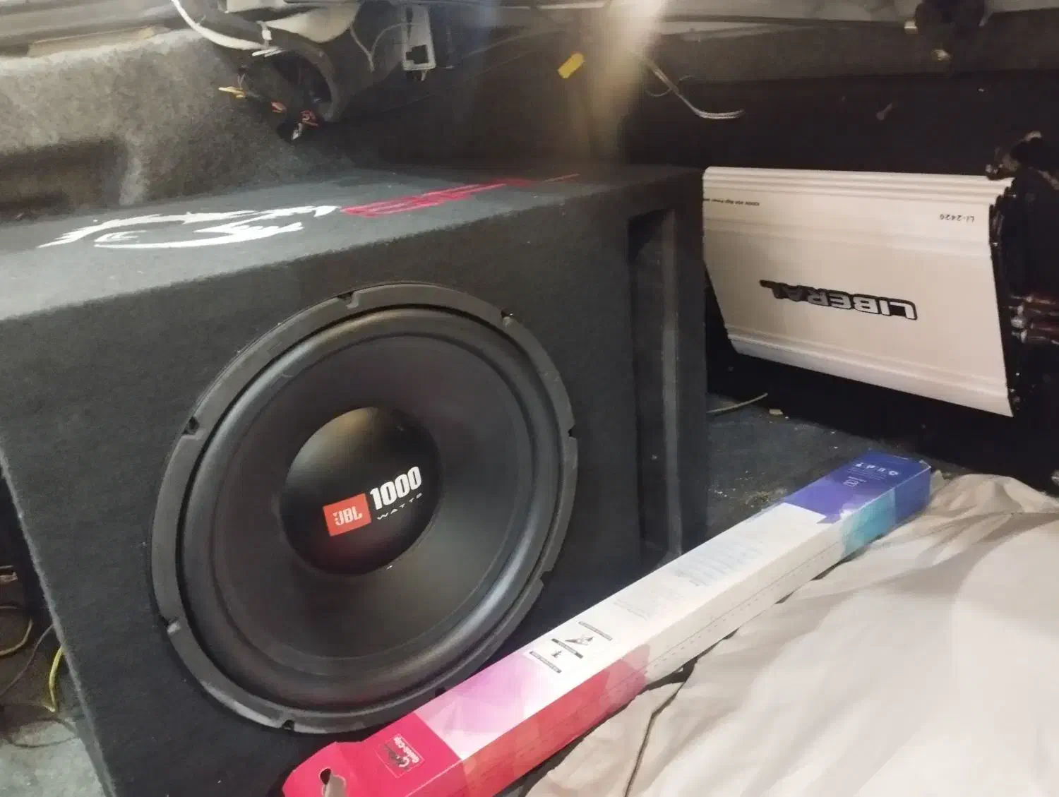 ماشین سمند مدل۹۸|خودرو سواری و وانت|اندیشه, شهرک کوثر|دیوار