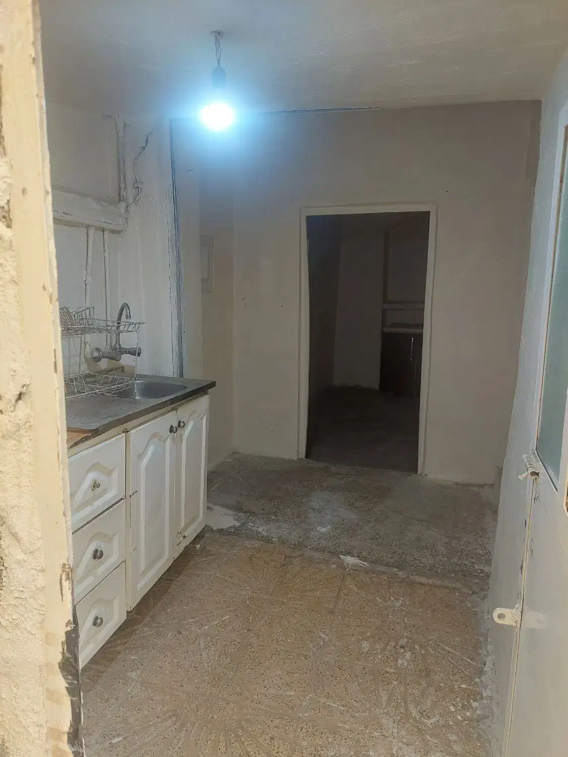 خانه دربستی تخلیه رهن کامل در خ تفرشی