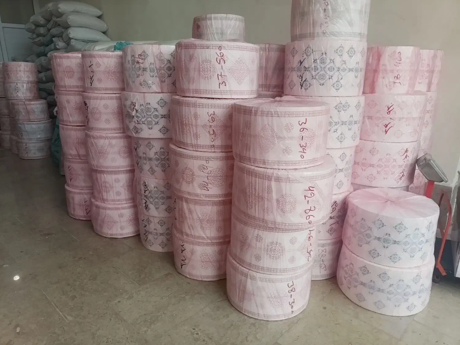 دستگاه و سفره یکبار مصرف|سفره، حوله، دستمال آشپزخانه|صفادشت, |دیوار