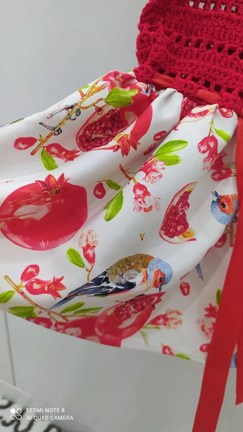 لباس یلدایی|کفش و لباس بچه|مشکیندشت, |دیوار