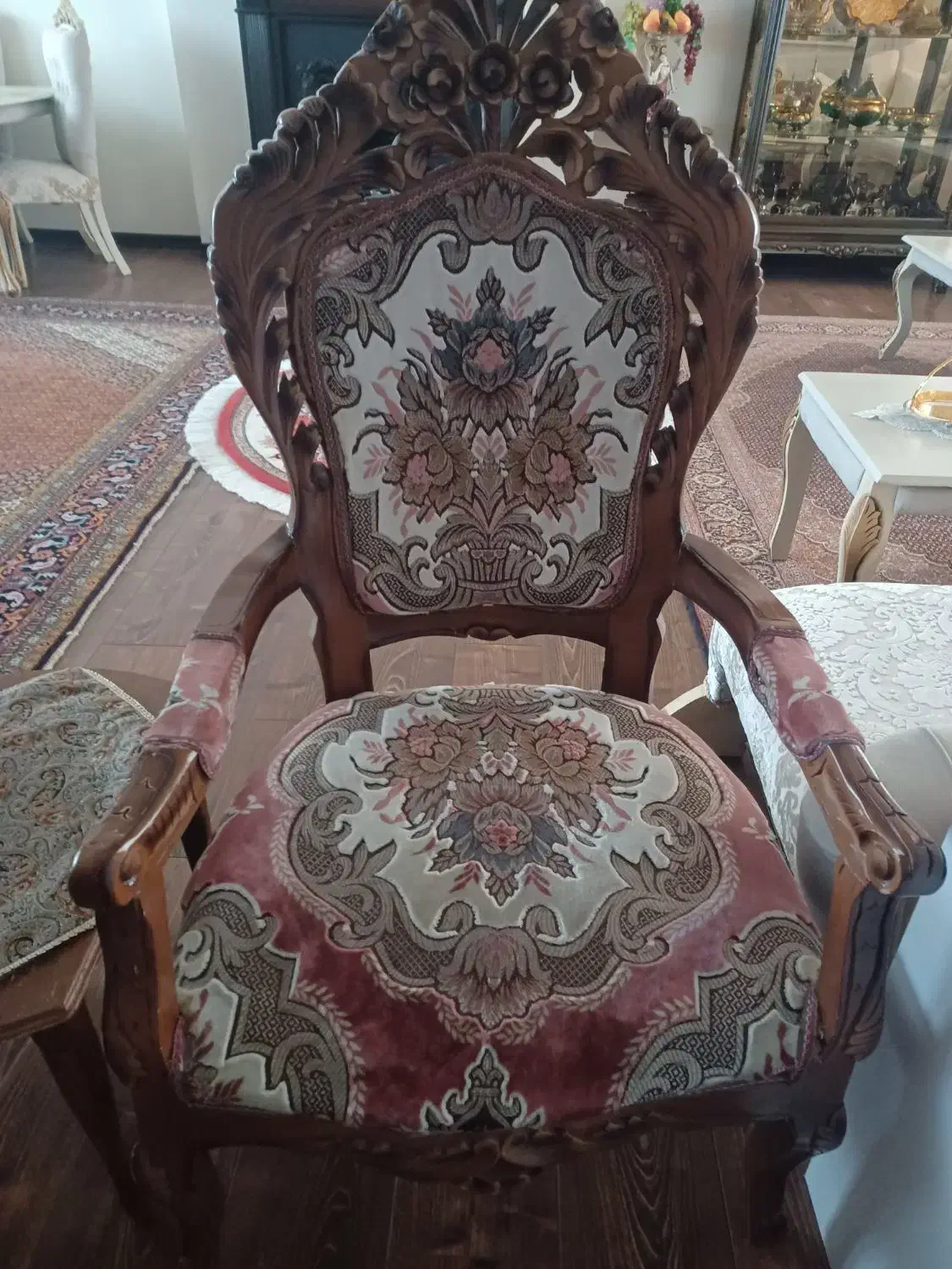 مبل سلطنتی|مبلمان خانگی و میز عسلی|اردبیل, |دیوار