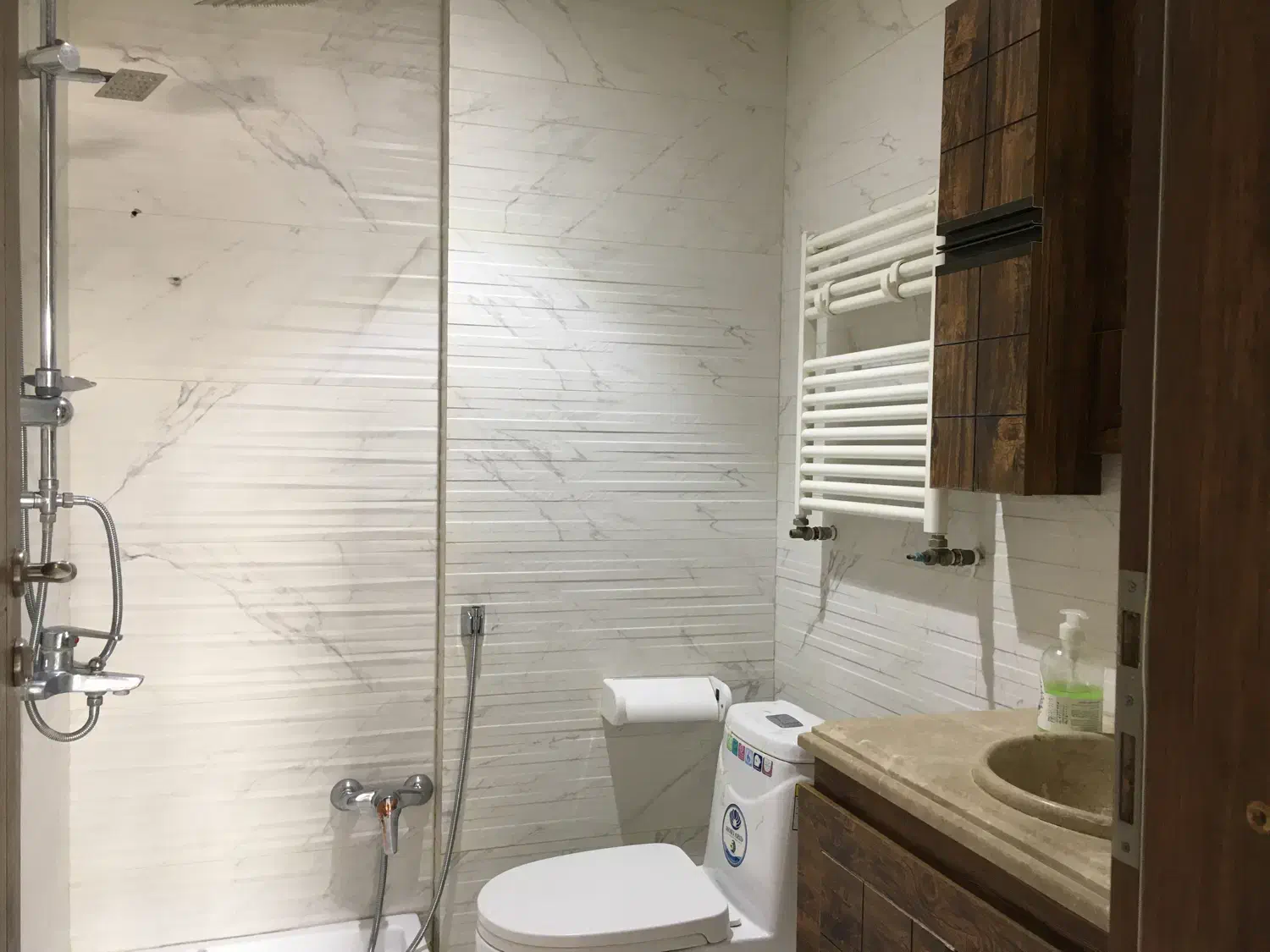 فرمانیه غربی ۲۱۰ متر ۳ خوابه رهن و اجاره