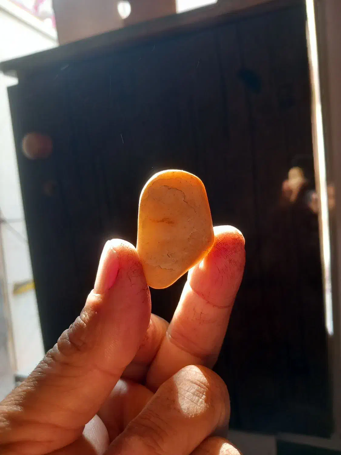 نگین های سنگی با سختی بالا|جواهرات|خاوران, |دیوار