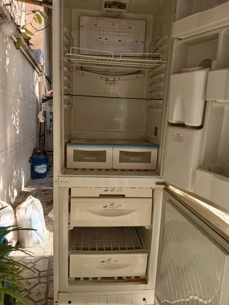 یخچال کاملا سالمسلام|یخچال و فریزر|وحیدیه, |دیوار