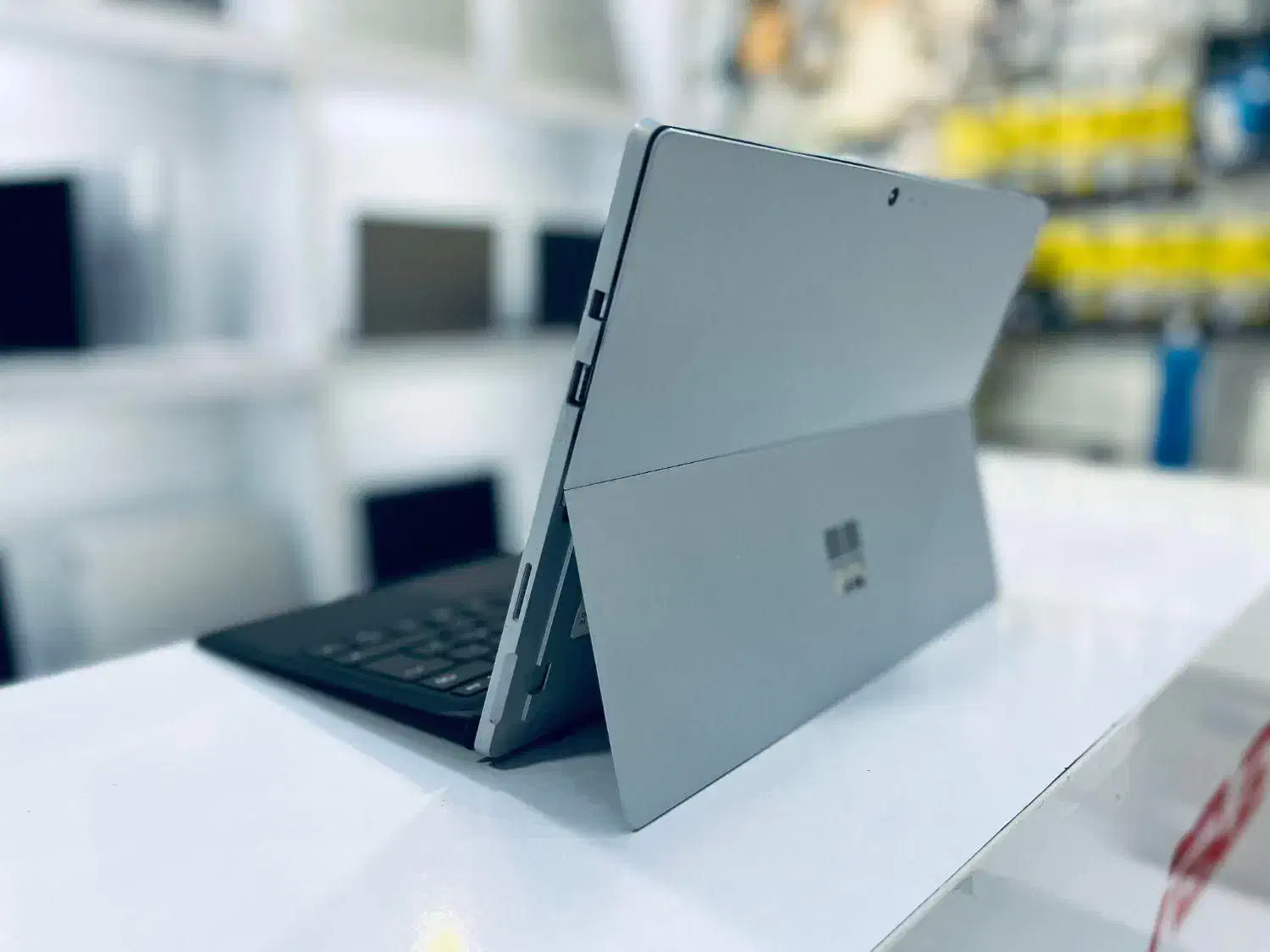 سرفیس لپ تاب ۵ پرو|رایانه همراه|اصفهان, شهرک شهید منتظری|دیوار