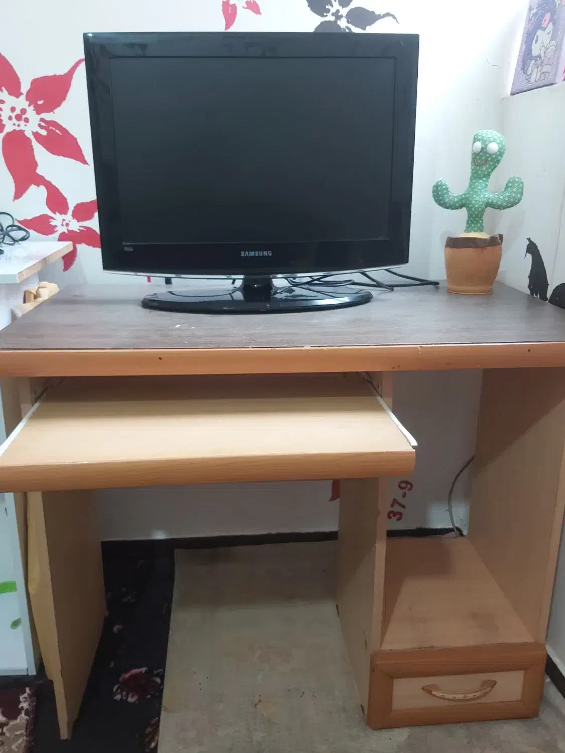 میز کامپیوتر|میز تحریر و کامپیوتر|کارون, |دیوار