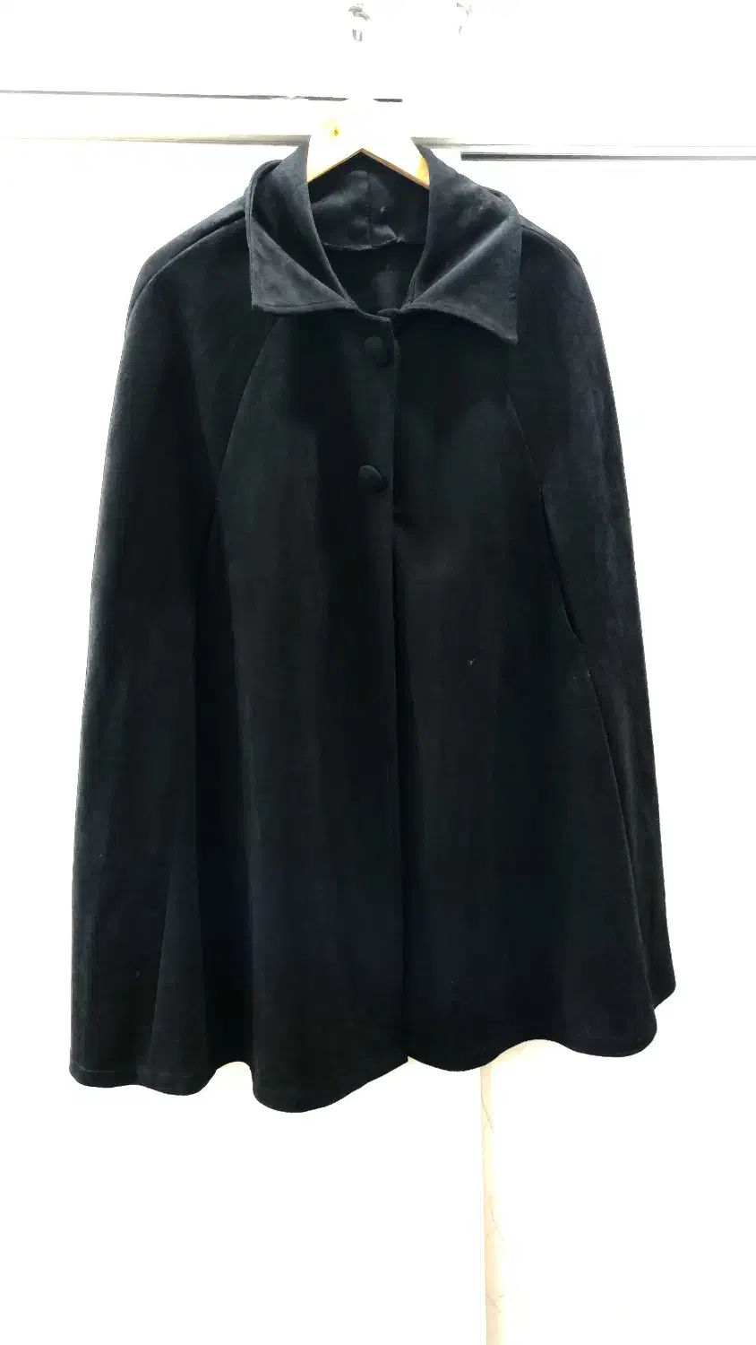 پانچ شیک و نو|لباس|اراک, |دیوار