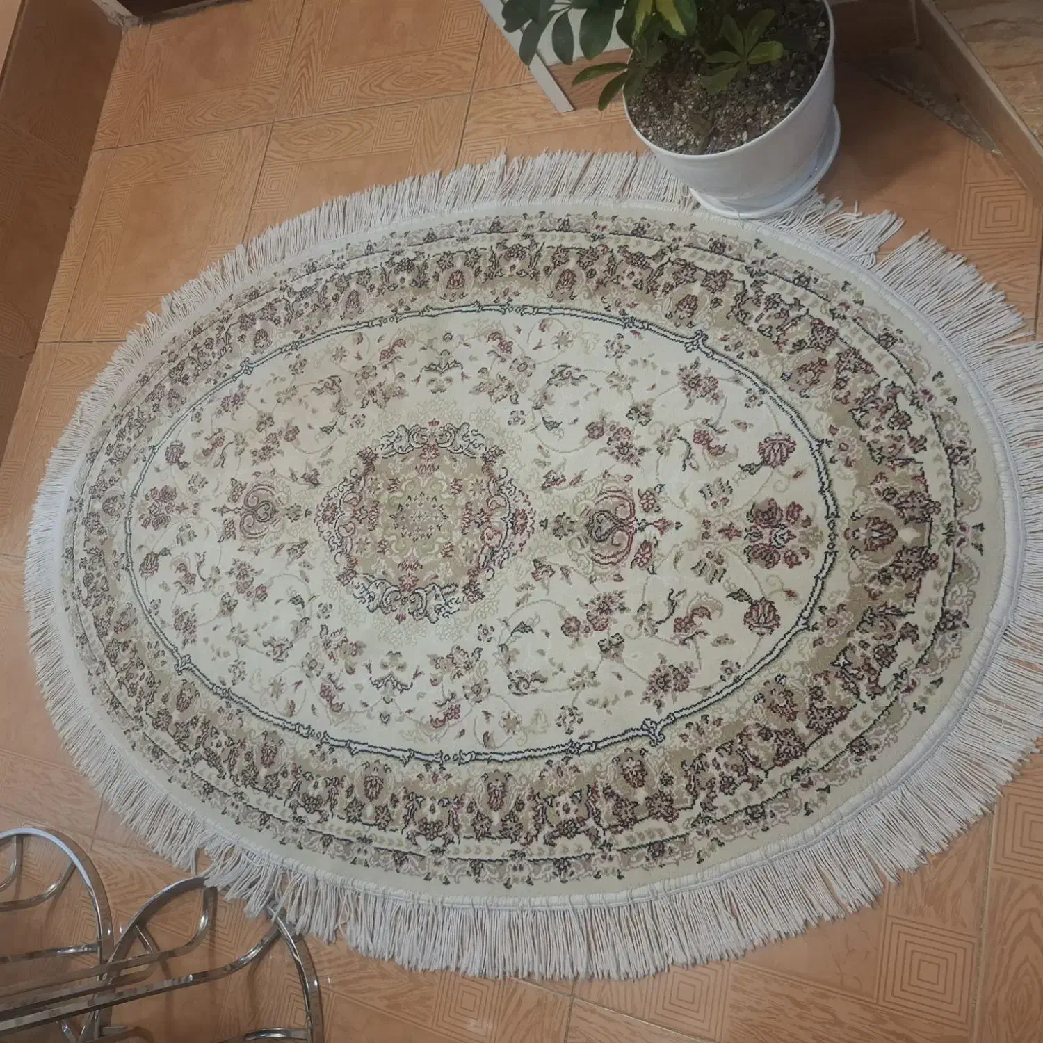 فرش بیضی ماشینی|فرش|گلستان (تهران), |دیوار
