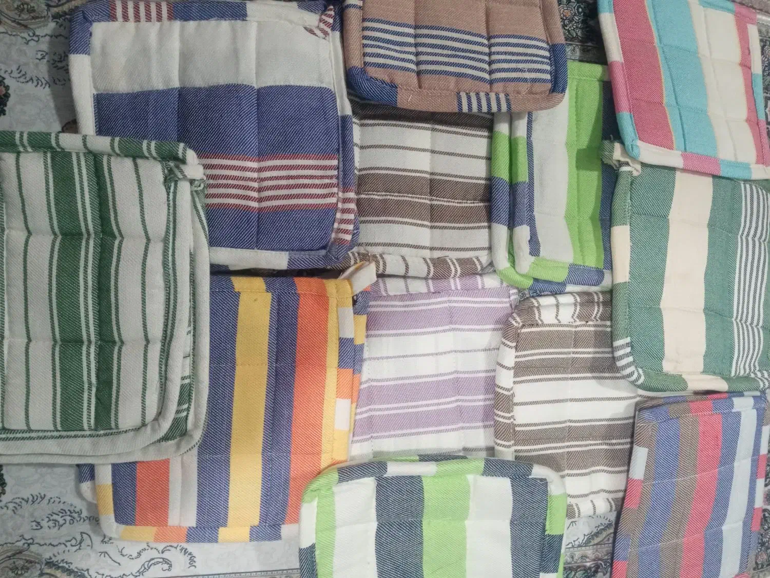 دستگیره یزدی|رختخواب، بالش، پتو|خرم‌آباد, |دیوار