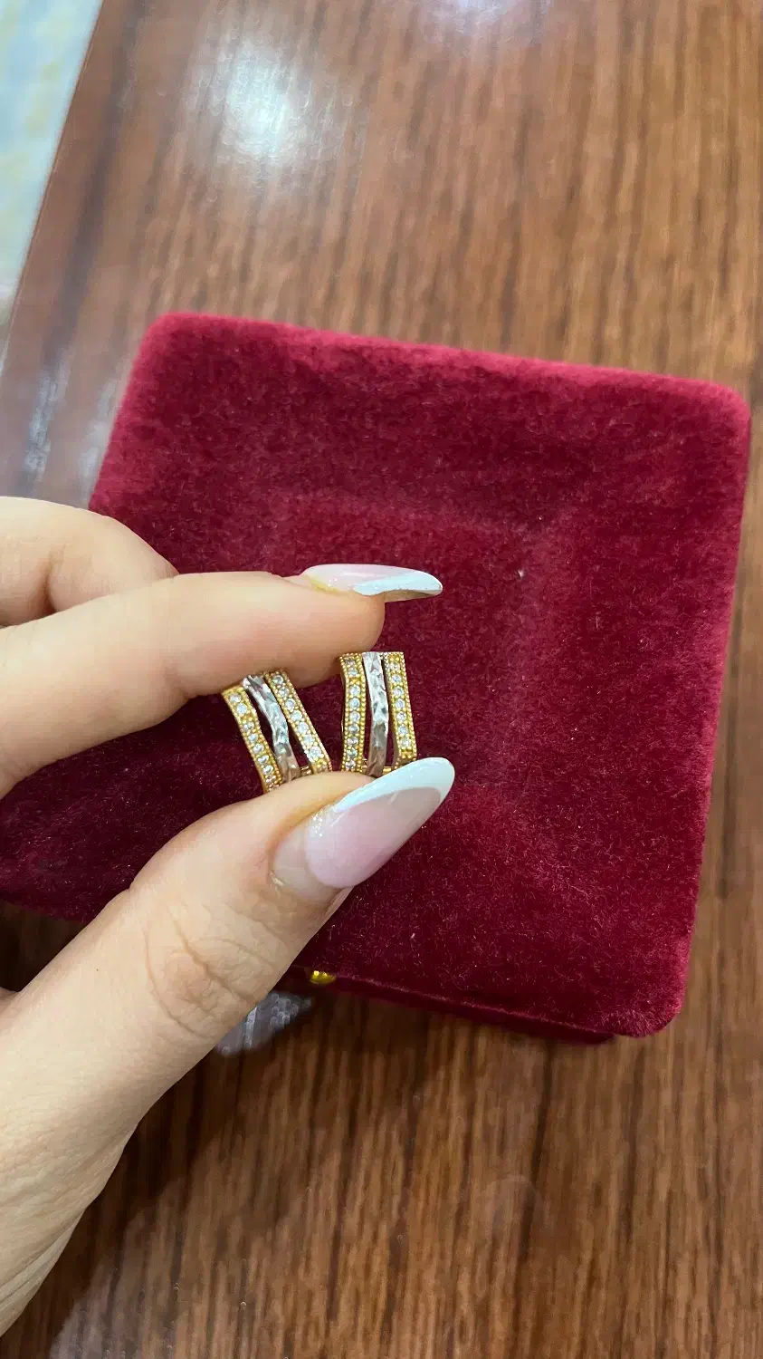 فروش طلا تمیز و شیک|جواهرات|دوگنبدان, |دیوار