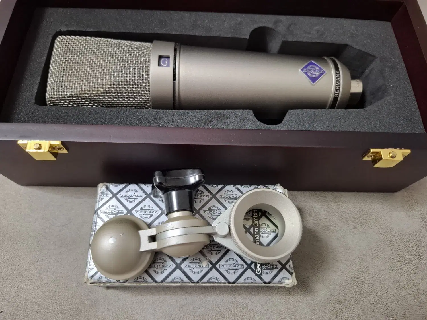میکروفون کمیاب و حرفه‌ای Neumann U 89 i نویمن|آلات موسیقی|تهران, سنائی|دیوار