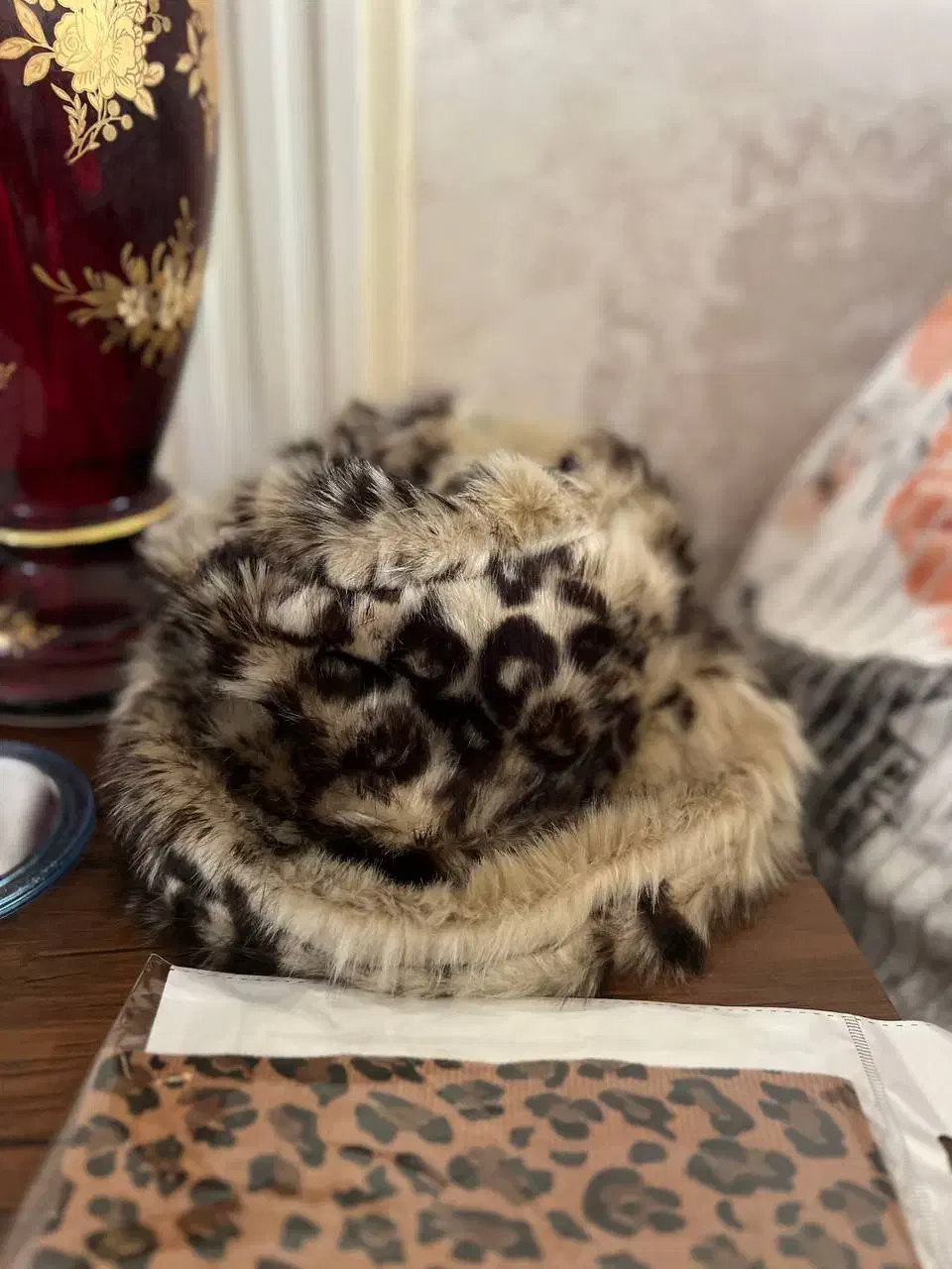 کلاه پلنگی|لباس|تبریز, |دیوار