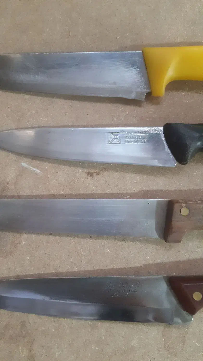 چاقو ومصقل کلکسیونی|کلکسیون اشیاء عتیقه|قم, چهل درخت|دیوار