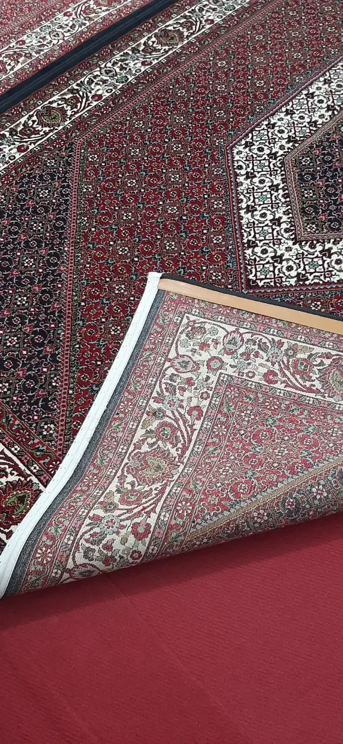 دو عدد قالی ۲در۳ سالم|فرش|دهگلان, |دیوار