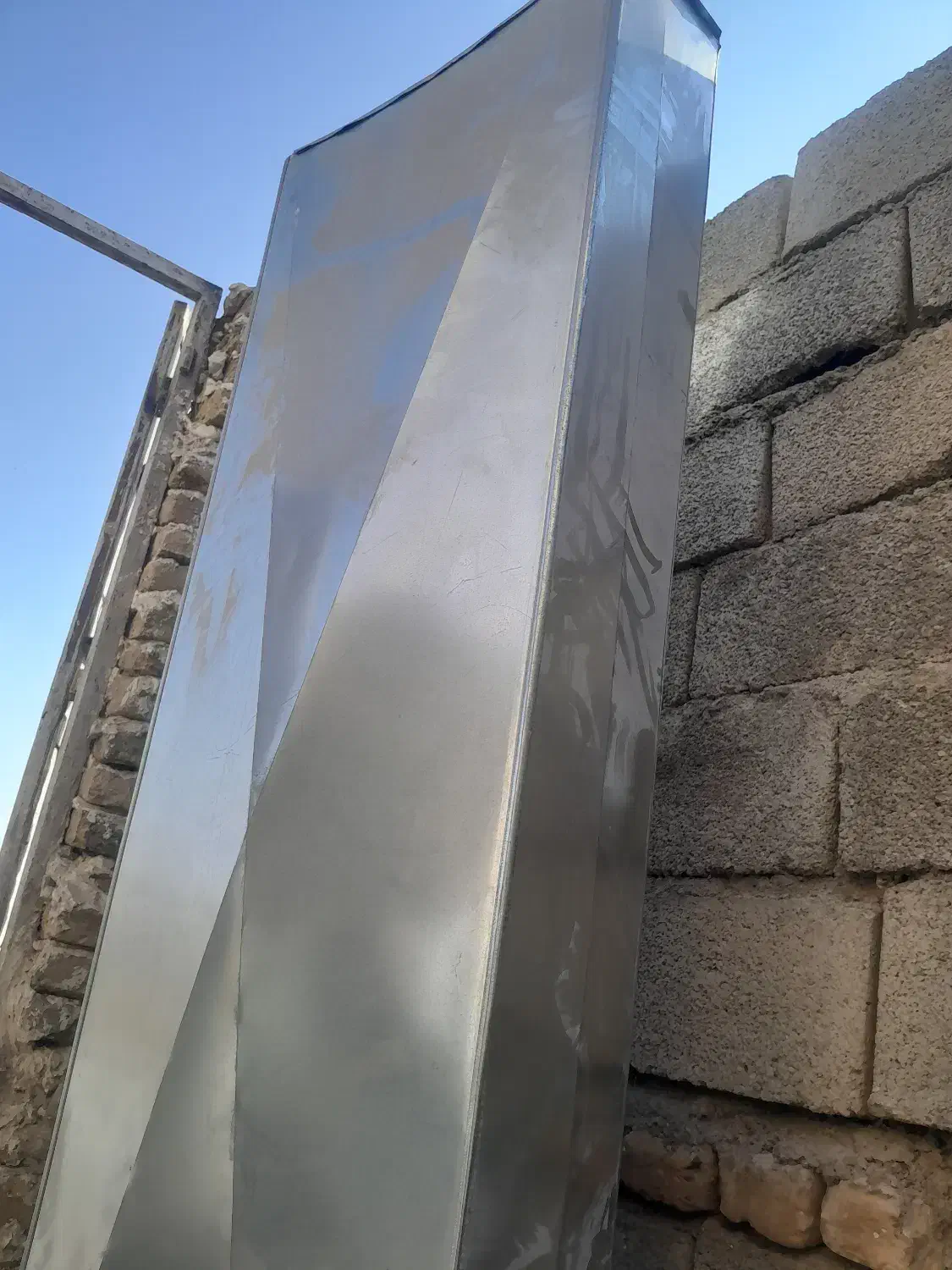 نصب برزنت دستگاه هواساز|کولر گازی و فن‌کوئل|مشهد, کوه سنگی|دیوار