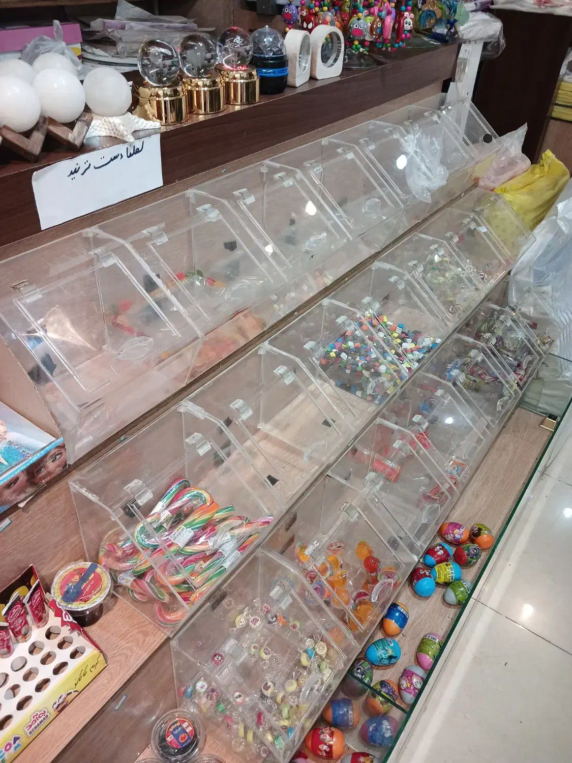 چند عدد ظرف‌های پاستیل|ظروف نگهدارنده، پلاستیکی، یک‌بارمصرف|مشهد, گلشور|دیوار