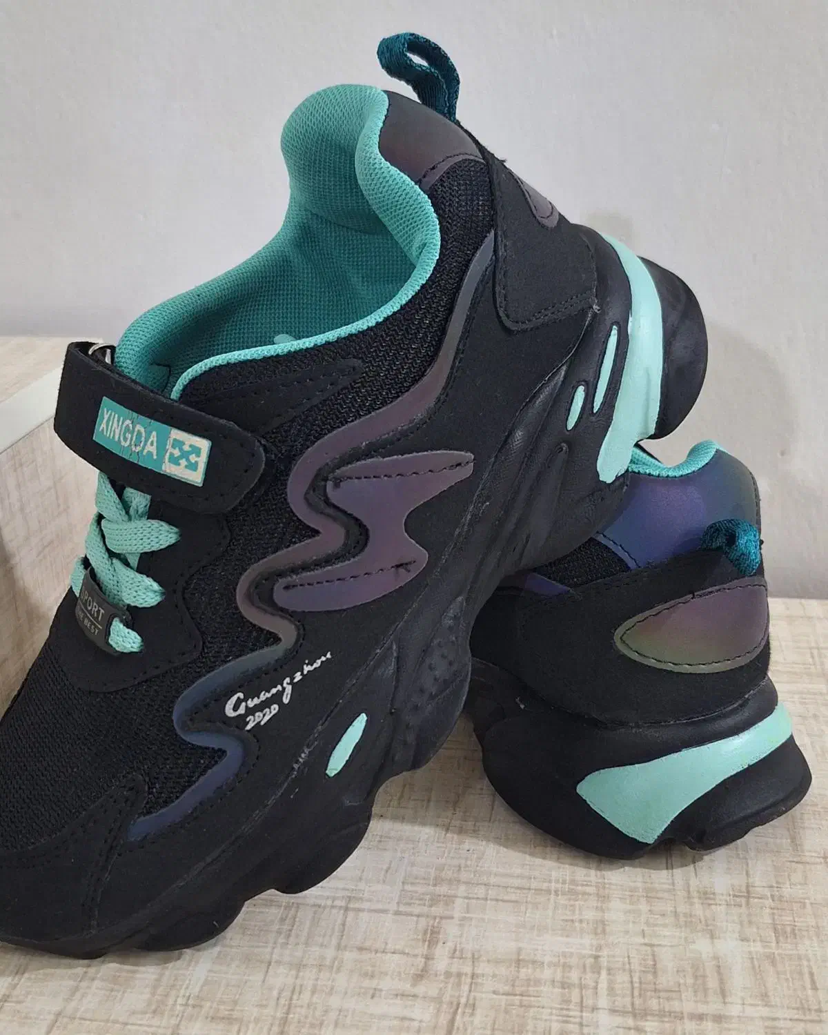 کفش پسرونه|کفش و لباس بچه|شاهرود, |دیوار